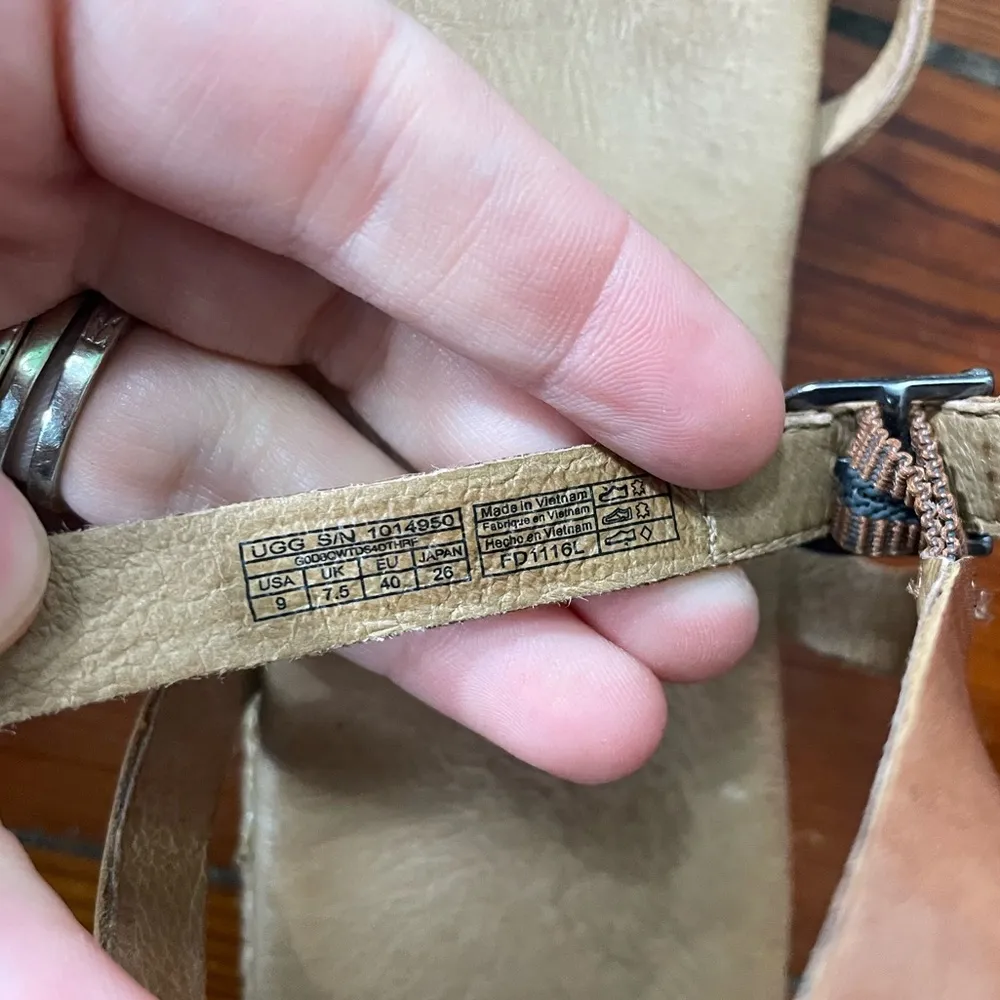 UGG Larissa Woven Strappy Leather Sandals ~ size 9 🍄 - Image 6