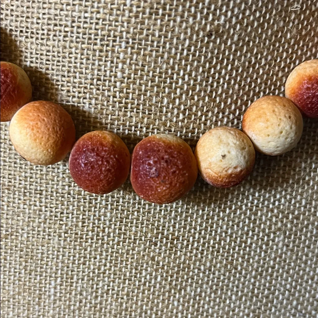 Vintage Sponge Coral Apple Beaded Necklace Orange - Image 2