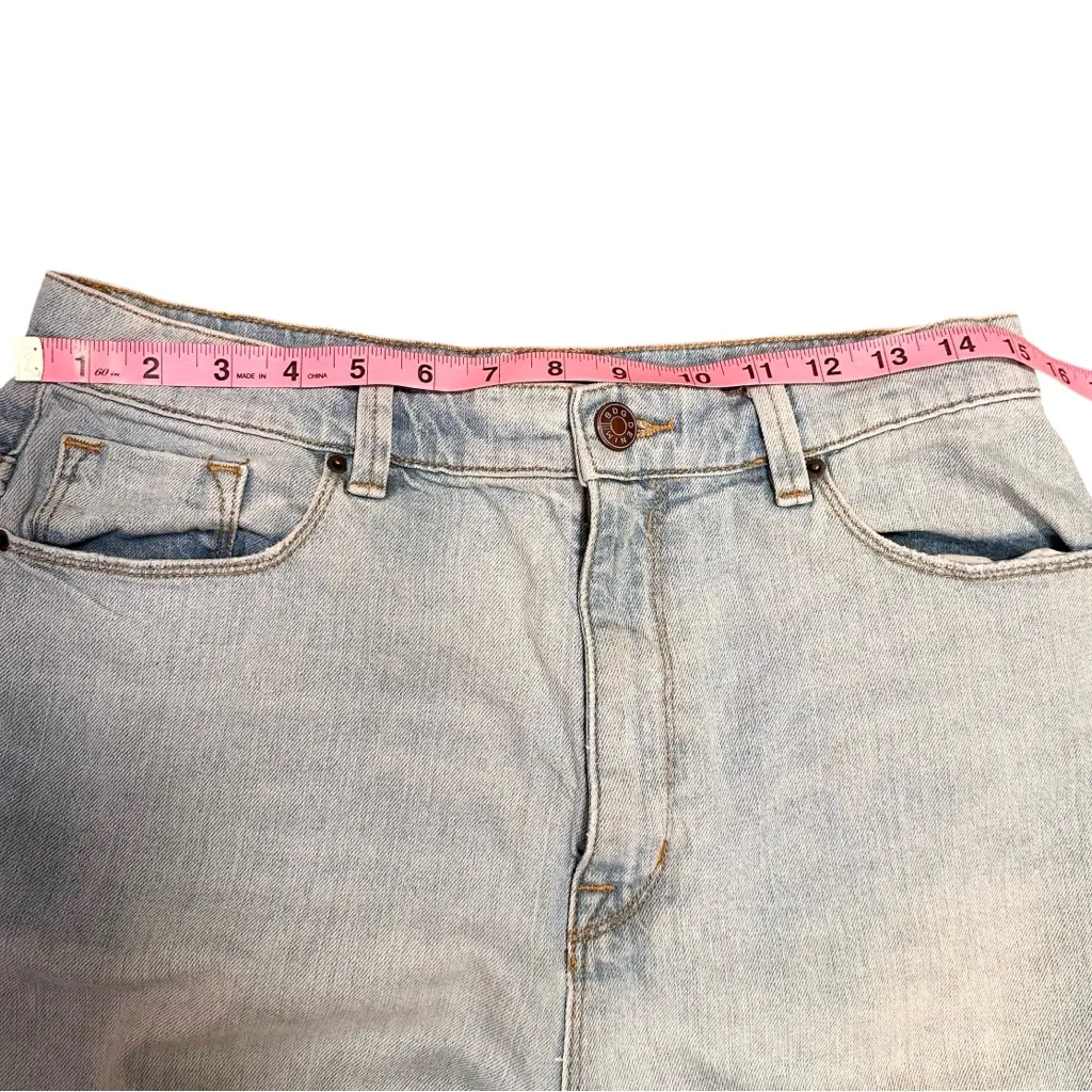 BDG Urban Outfitters Mom Jeans 30W High Rise Light Wash Embroidered Floral - Image 4