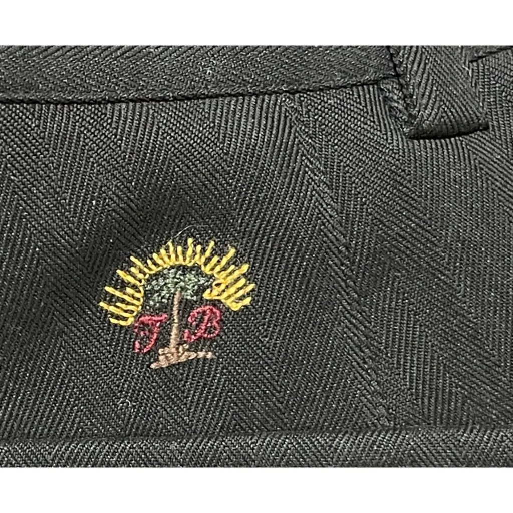 New Tommy Bahama Women's Shorts Silk Black Size 6 Pleated 6" Inseam - Image 3