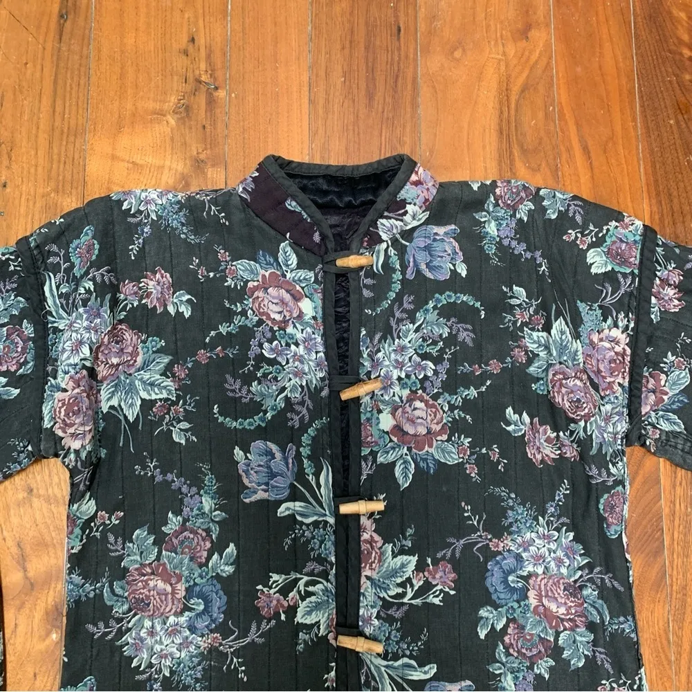 Vintage Mandarin Style Quilted Floral Jacket Size M - Image 3