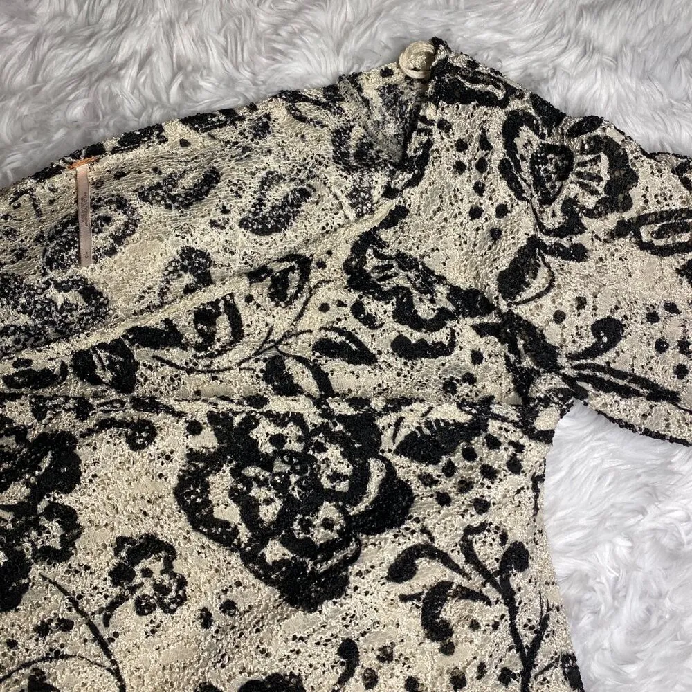 Free People Womens Large Lace Long Sleeve Cropped Floral Shirt Wrap with zipper - Image 4