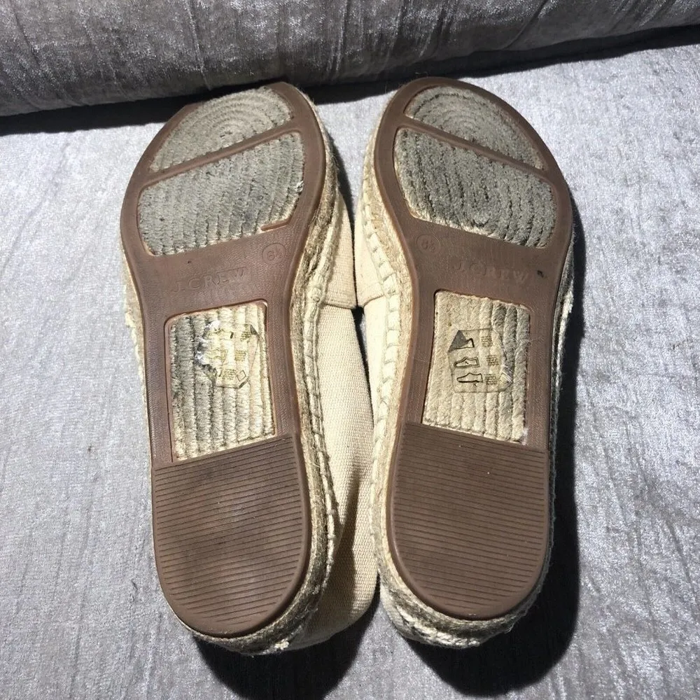 Women's J Crew Slip On Espadrille Flats Shoes Size 8.5 Beige Tropical Fruit - Image 9