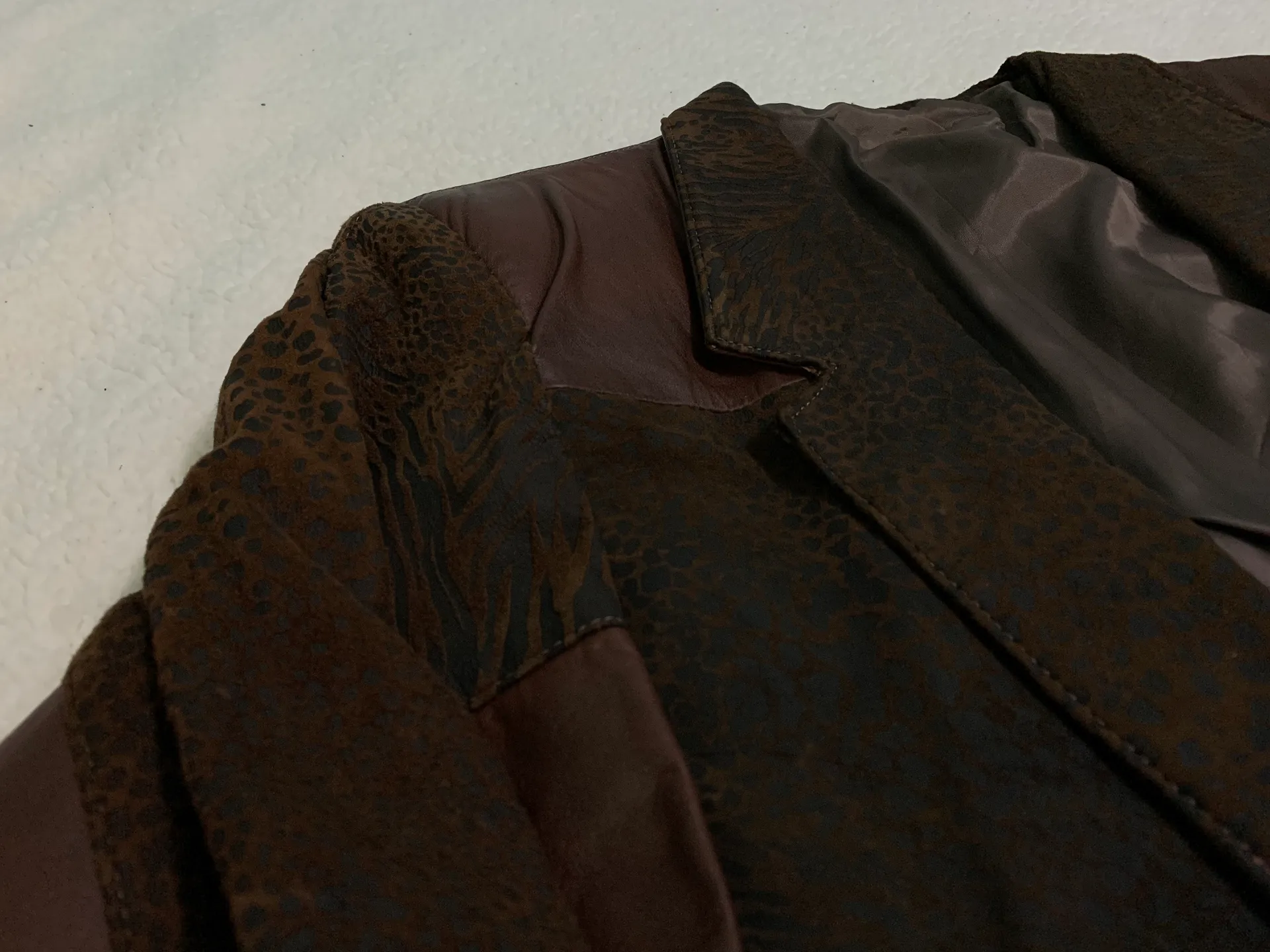 Vintage Brown Leather Jacket Size M - Image 3