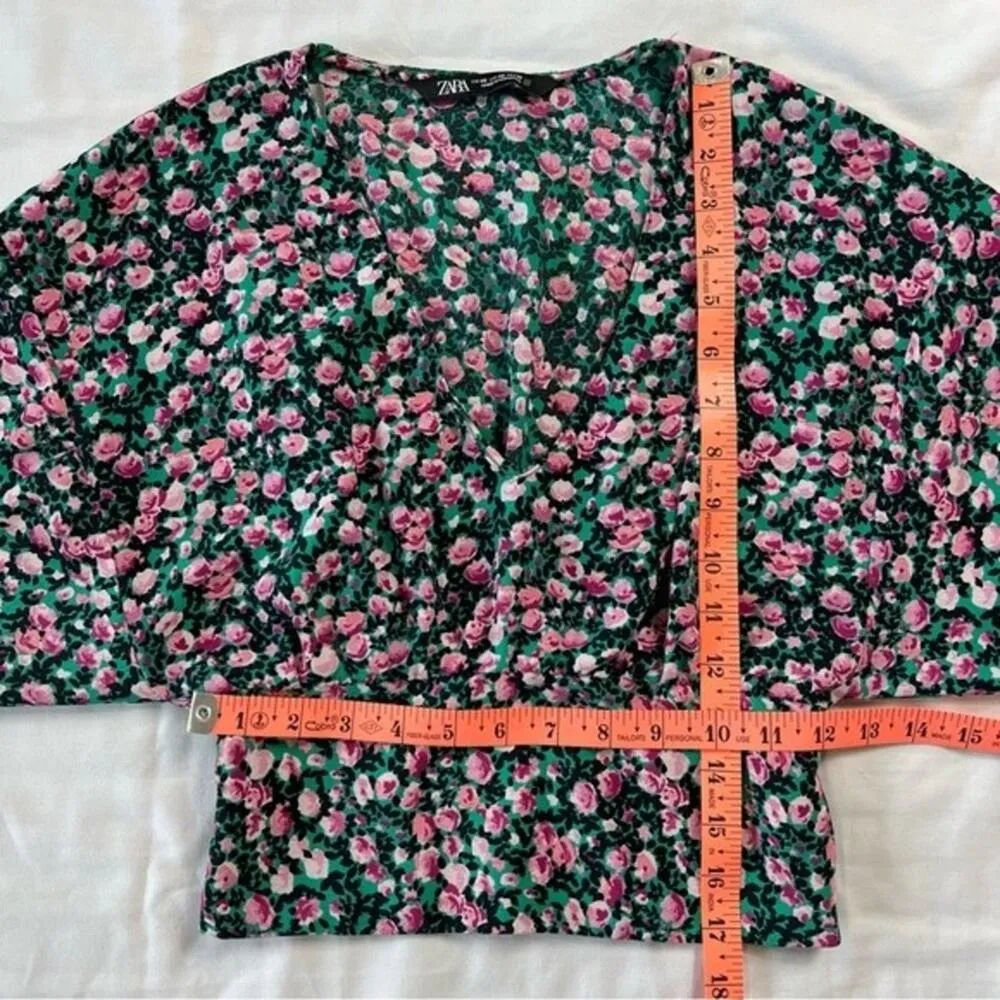 Zara Women's Blouse Cropped Floral XS Teal Pink Black Half Sleeve - Image 3