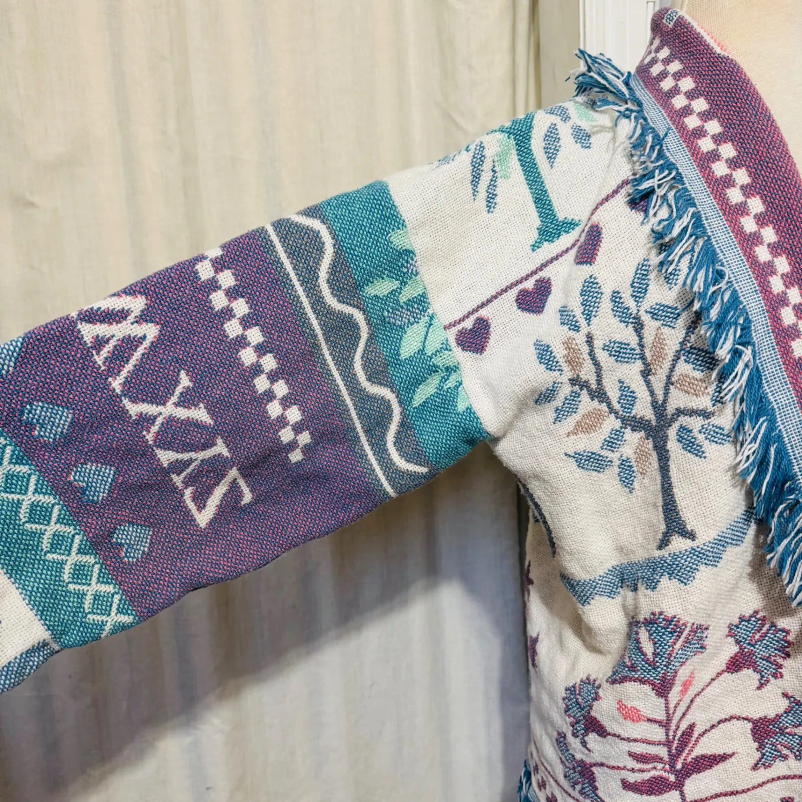 Crown Crafts Woven Tapestry Cardigan Sweater Fringe Floral Horse Carriage Cabin Blue Size undefined - Image 5