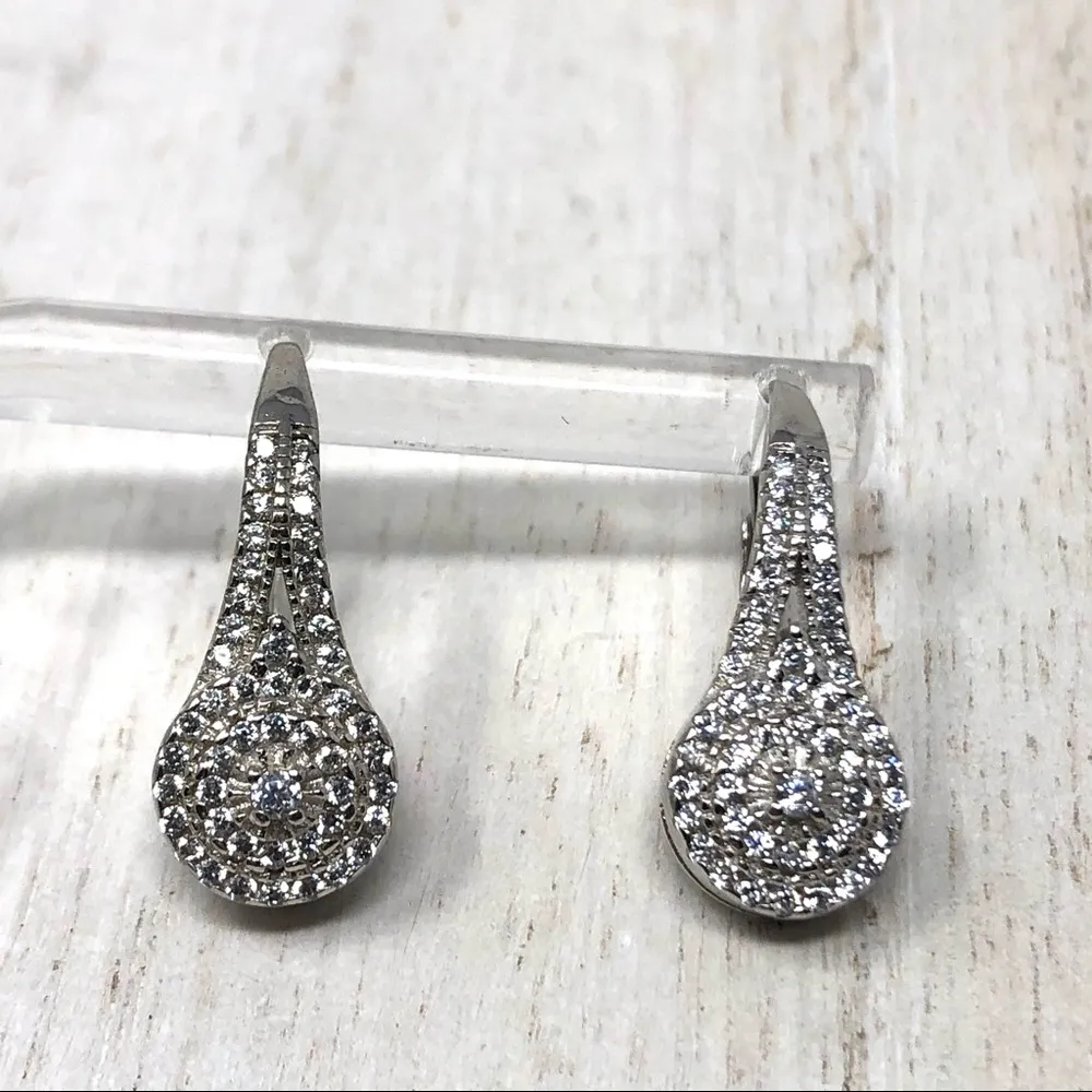 Elements SWAROVSKI Crystal  sterling silver earrings - Image 10