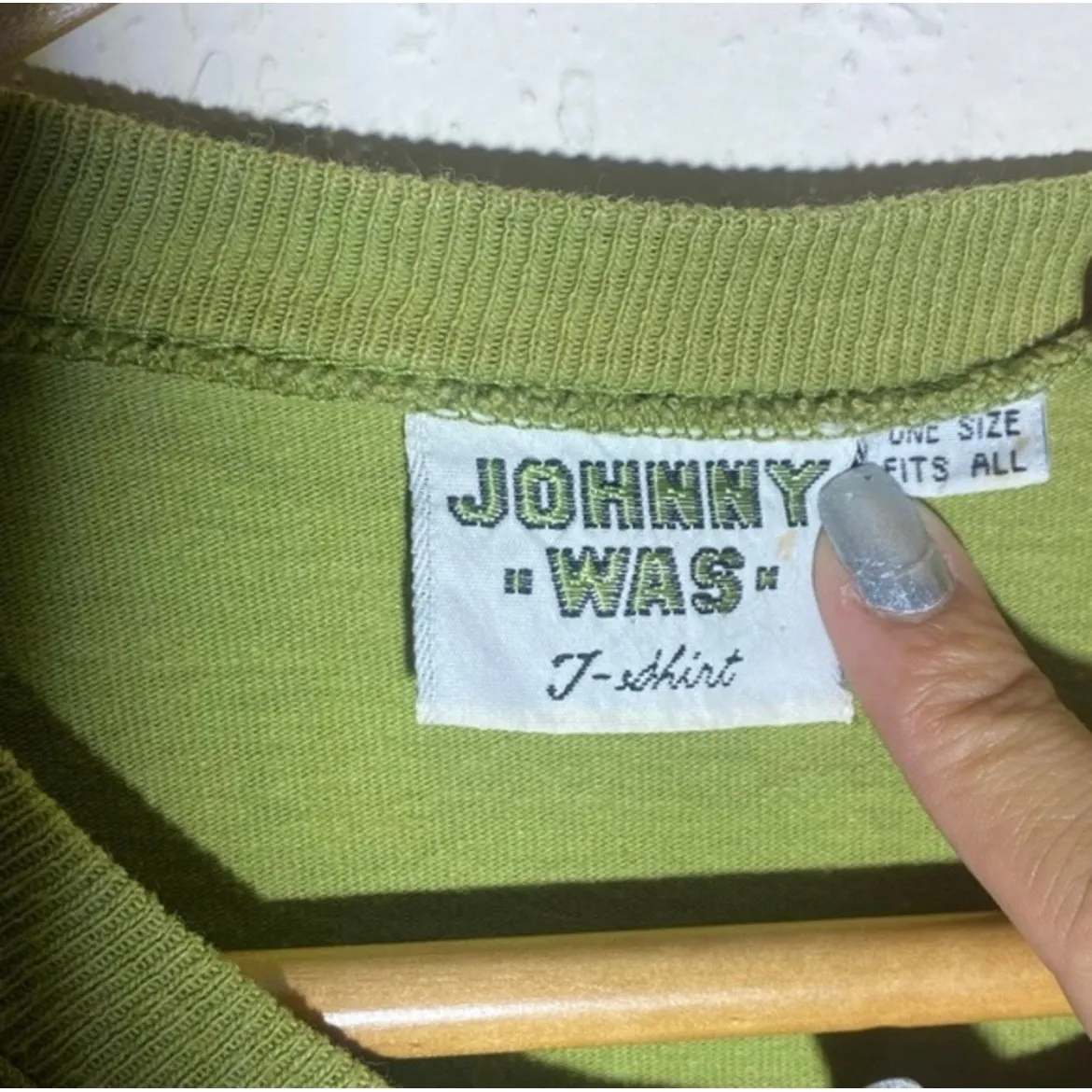 VINTAGE Johnny Was Purple Sol + Green Mariposa T-shirts ( One Size‎ ) - Image 11
