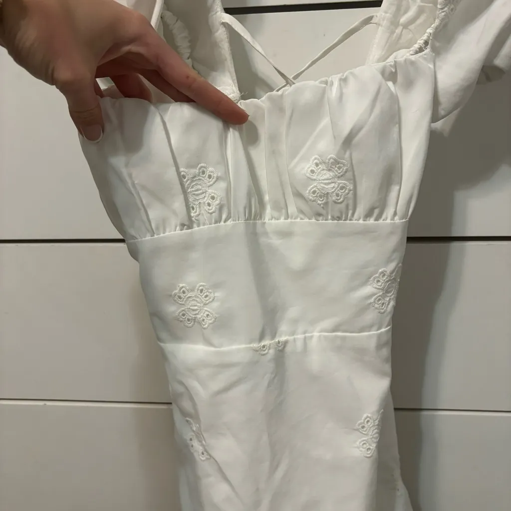 Zara White Eyelet Puff Sleeve Mini Dress - Image 6