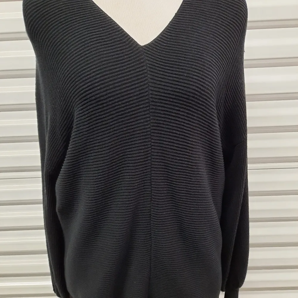 1. State Sweater Womens Small Black Oversized Ribbed Knit Balloon Sleeve V-Neck - Image 7