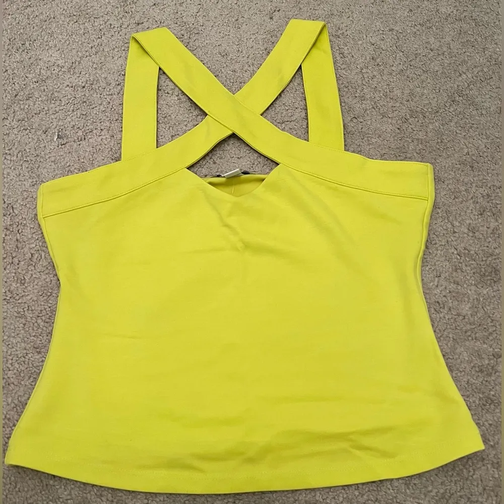 🆕 NWT Bar III Top, Cross-Front Sleeveless Top, Size Small - Image 2