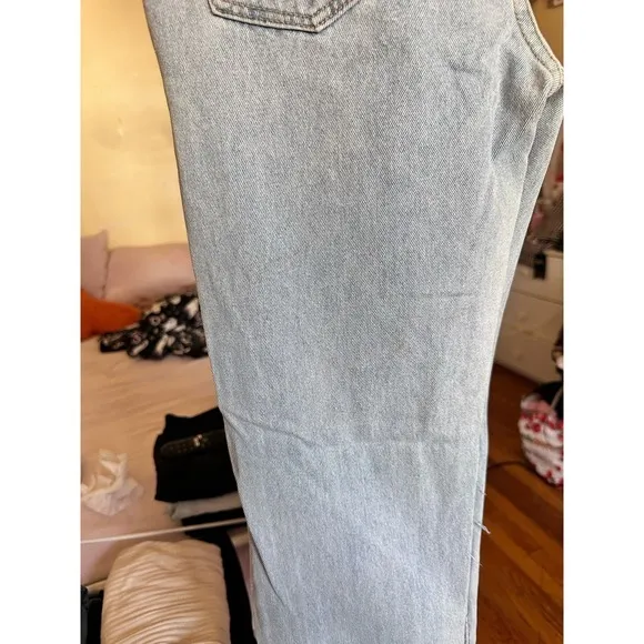 Adika Davis Straight Leg Distressed Jeans Size Medium Light Wash‎ - Image 12