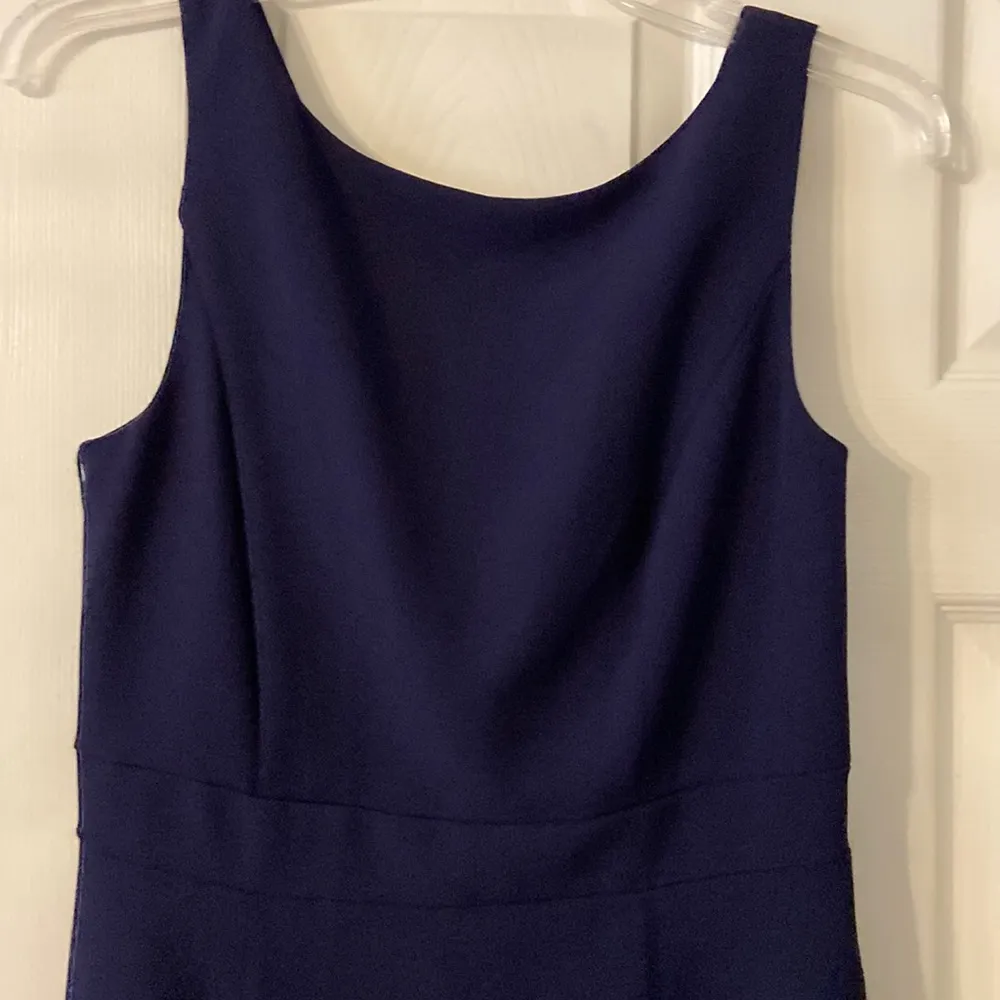 Saks Fifth Avenue Dress size 4 excellent condition long 34” bust 26” - Image 2