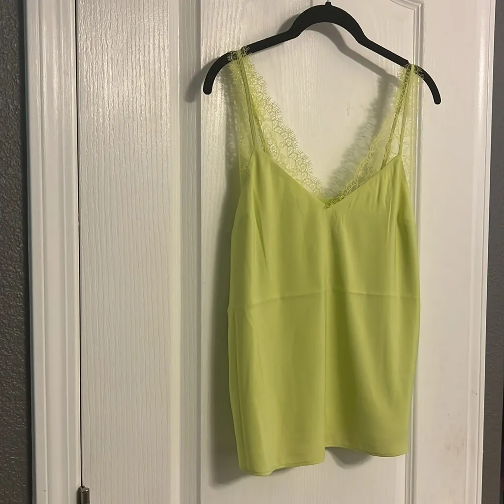 NWT Express Satin Lace Strap V-Neck Downtown Cami Top XS Lemon Yellow Shirt - Image 6