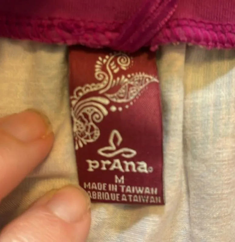 skirt. Medium . Black/purple/orange. GUC. - Image 2