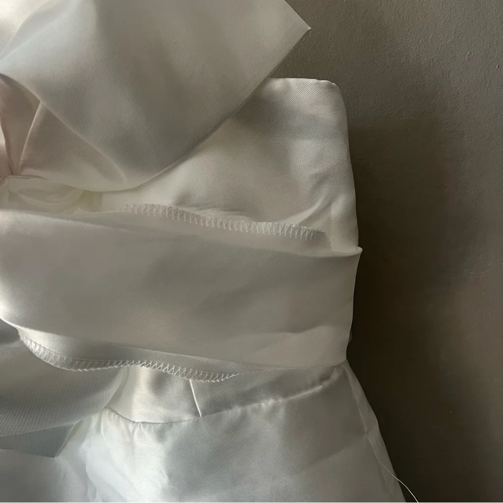 Lulus White Utterly Pretty White Bow One-Shoulder Mini Dress with Pockets SZ XL - Image 6