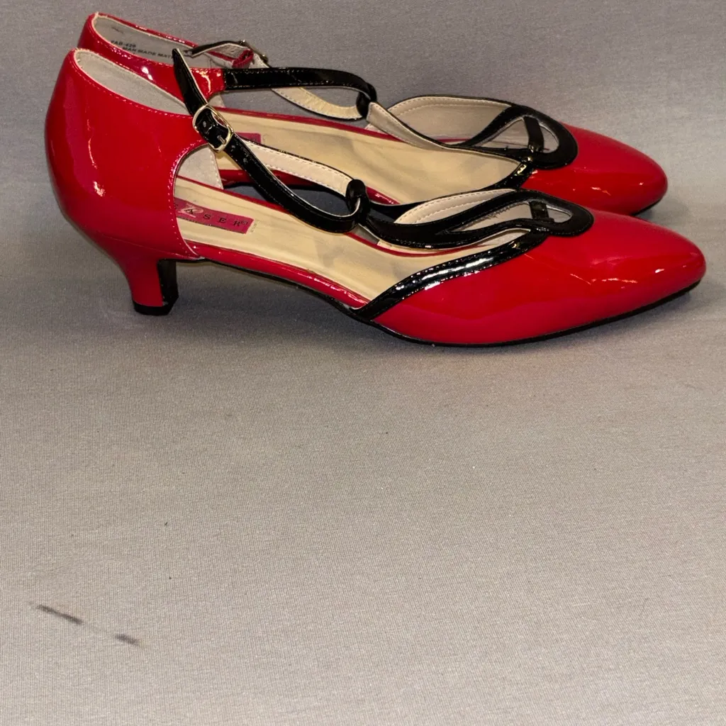 Pleaser Red and Black Patent Heels size 11 retro funky unique 50s kitten heel - Image 3