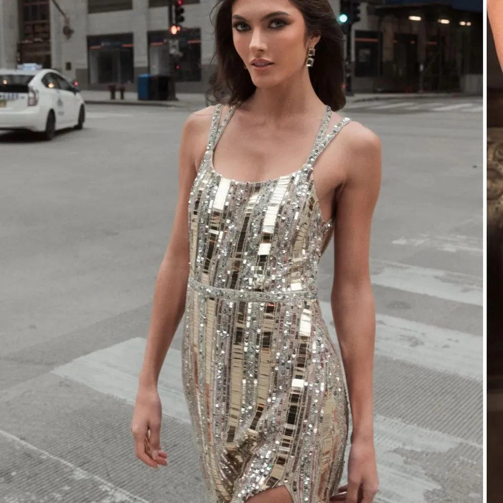 NWT Mac Duggal 93981 HALTER NECK  Mirror EMBELLISHED DETAILED BACK GOWN Dress Nu - Image 4