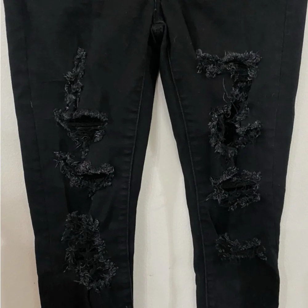 American Eagle Ne(X)t level stretch distressed hi-rise jeggings black size 4S - Image 6