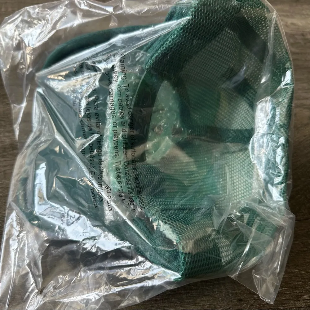 OFFLINE Tucker Hat with Can Cooler Ulta Limited Edition Set Unisex Green - Image 4