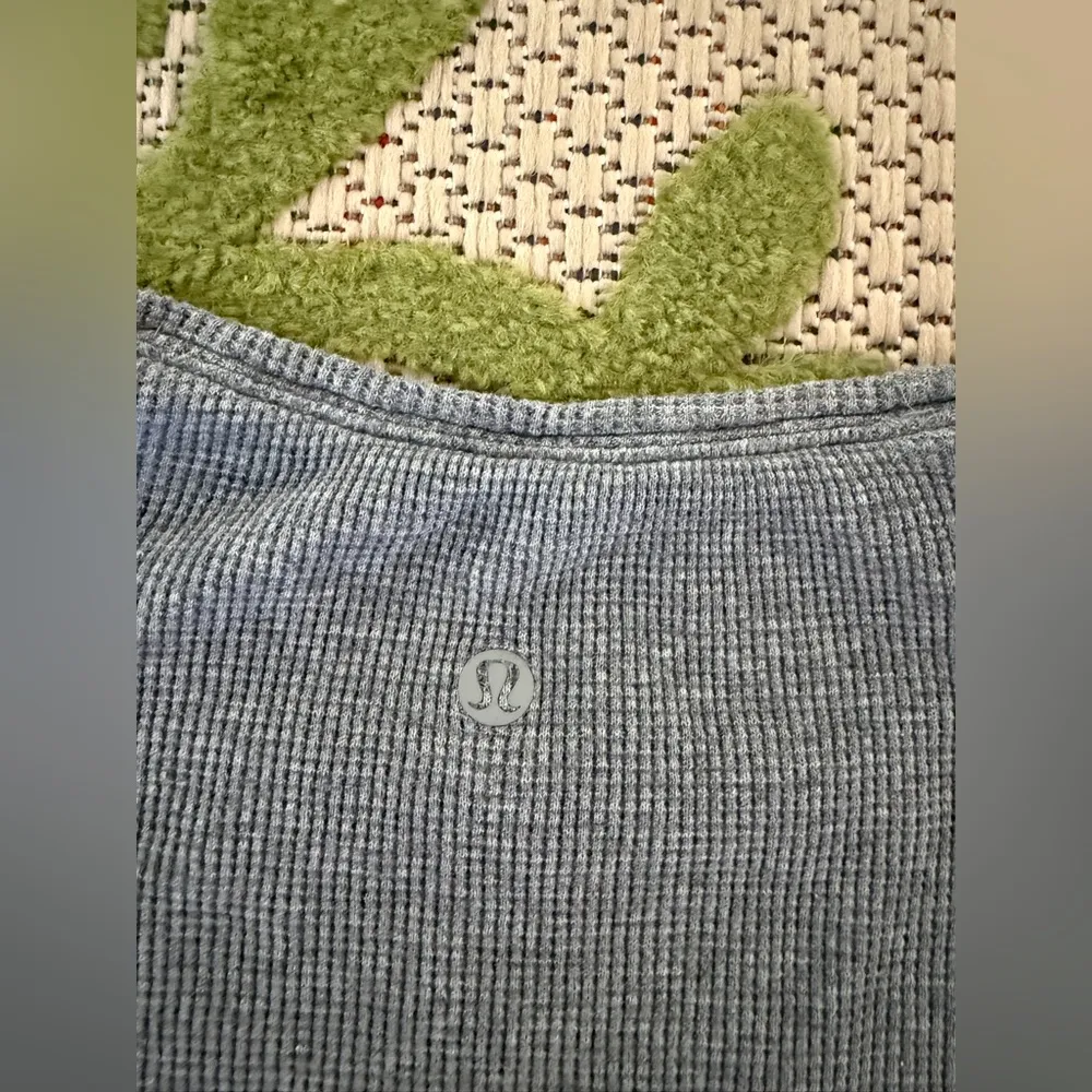 Lululemon Love Crew Tee Waffle Knit Grey Shirt - Image 6