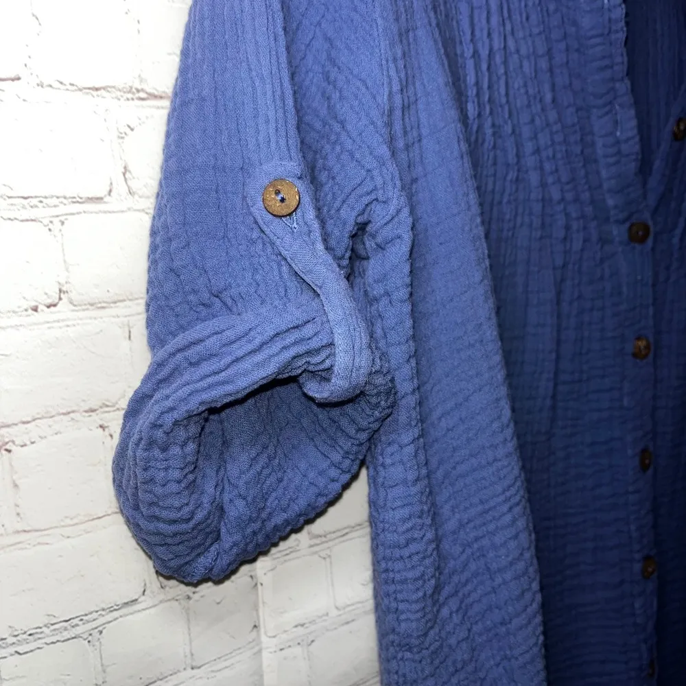 ✨Novica Women's Blue Gauze Pintuck Cotton Button Down Roll Tab Sleeve Shirt LG - Image 5