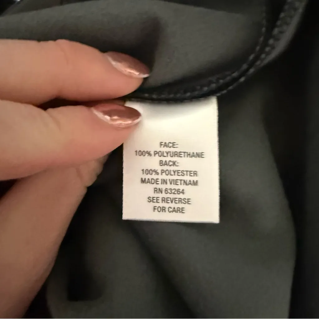 Women’s size 20 pleather‎ skirt - Image 3