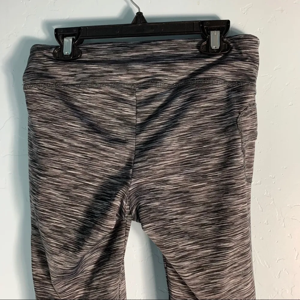 Danskin Grey/Black Knee Length Leggings - Image 3