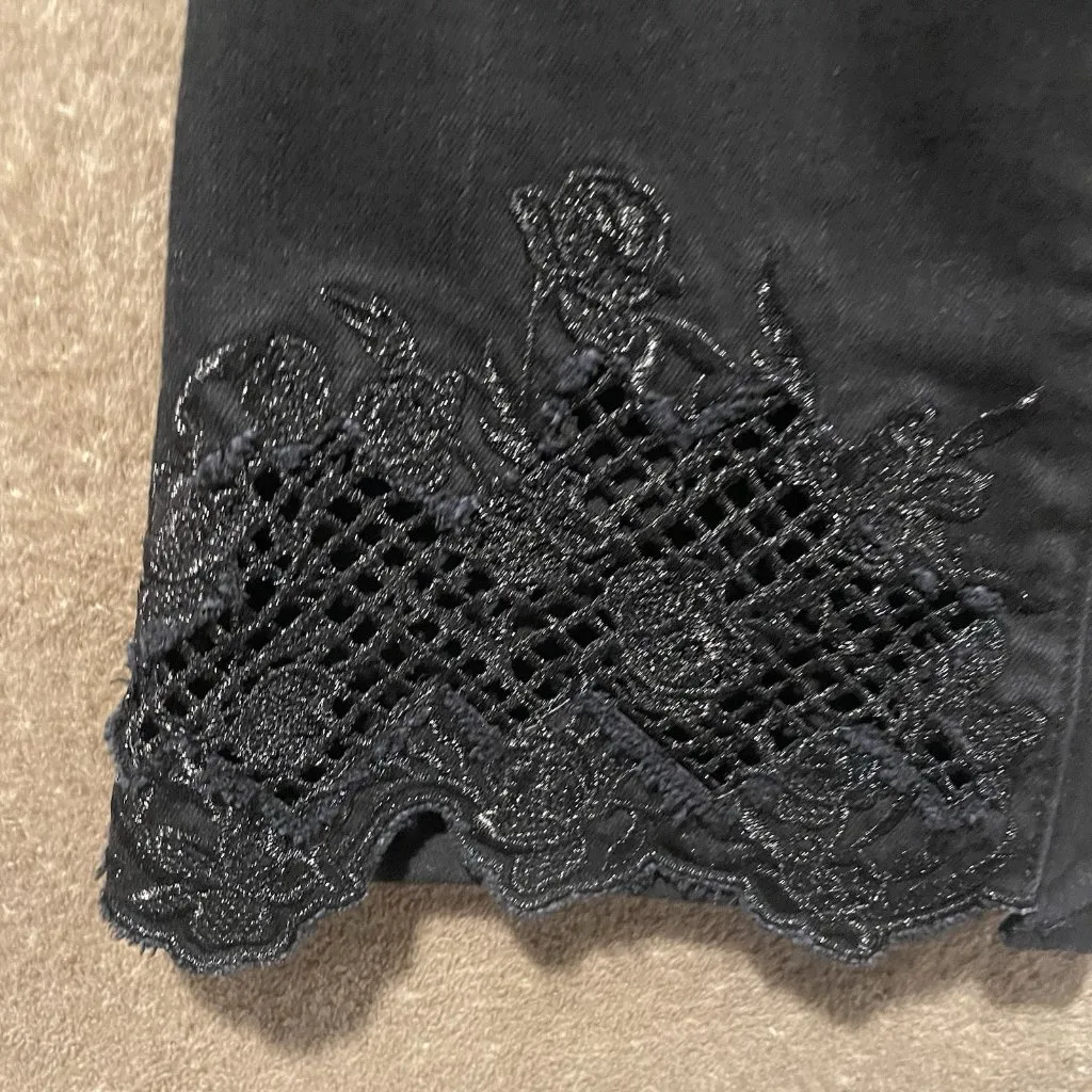 White House Black Market Jeans Womens 8 The Boot Crop Black Embroidered Rose - Image 6