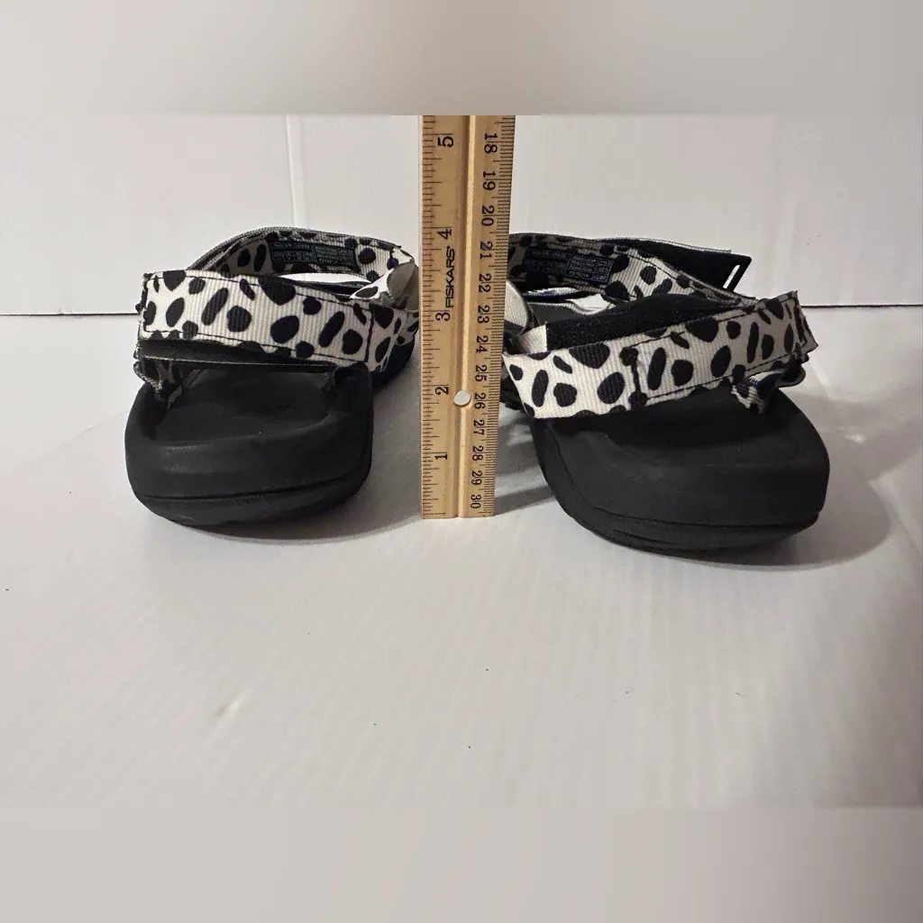 Teva Hurricane Xlt 2 Dalmatian black/white sandal shoe women size 11 - Image 5