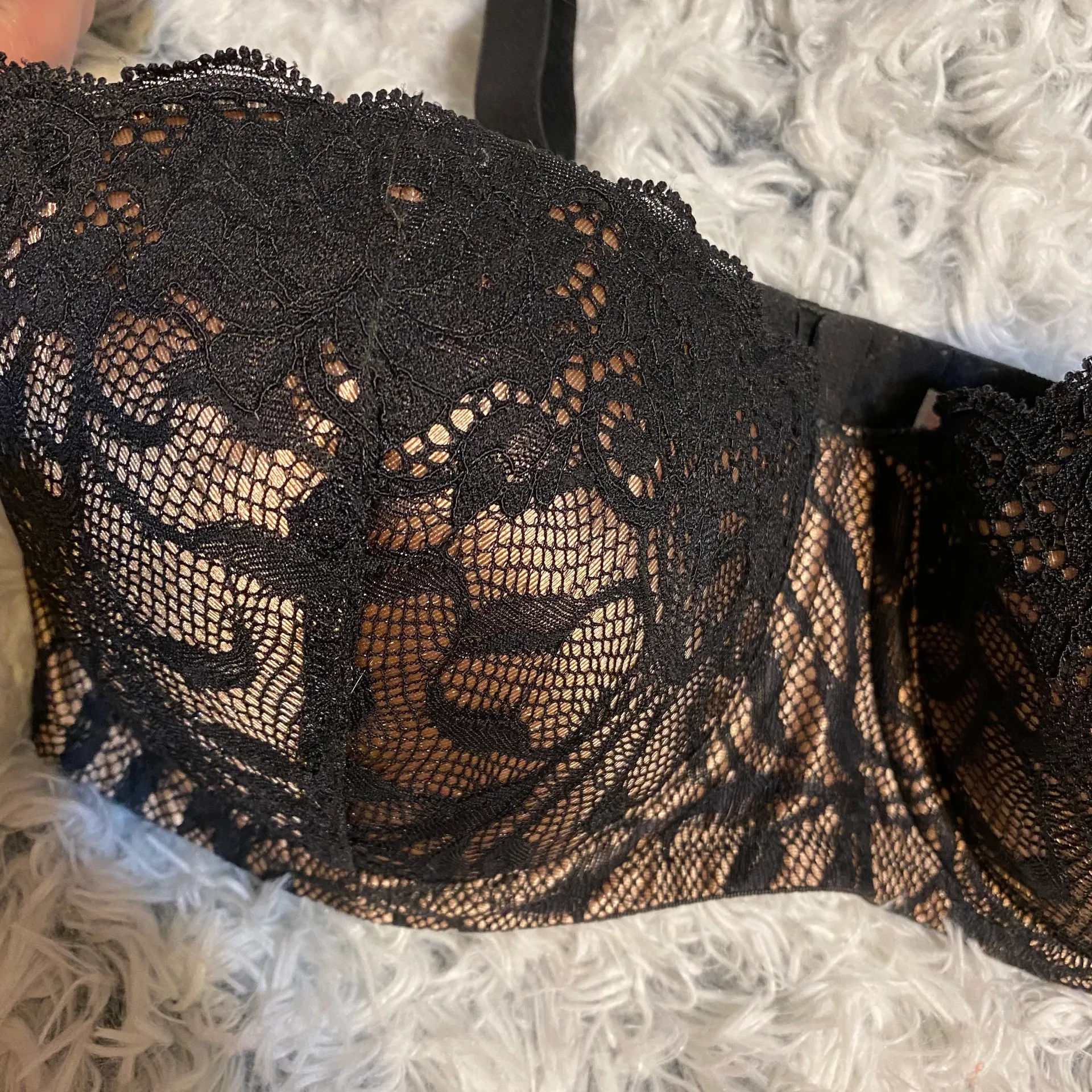 VICTORIA'S BODY BY VICTORIA PUSH UP  - Image 3