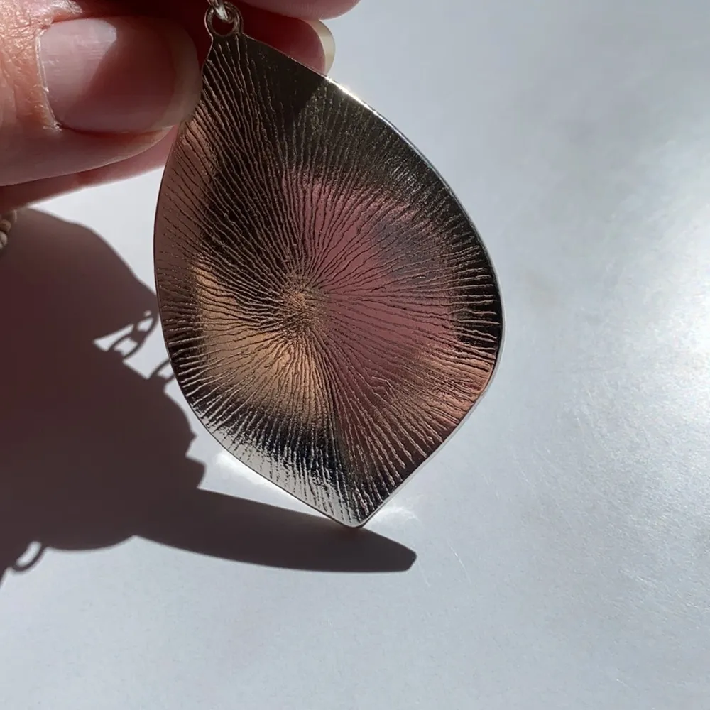 Adjustable necklace silver look leaf pendant diamond‎ shaped pendant - Image 3