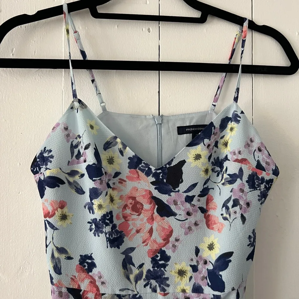 FRENCH CONNECTION VERONA FLORAL LILAC MINI  DRESS Size 2 - Image 9