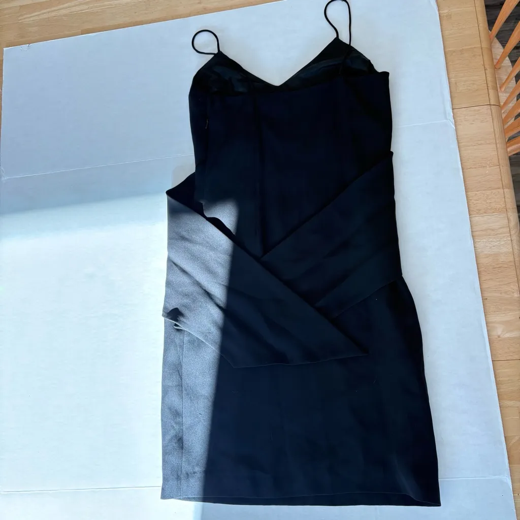 Vintage J. Crew 100% silk spaghetti strap cross dress LBD black size 4 - Image 9