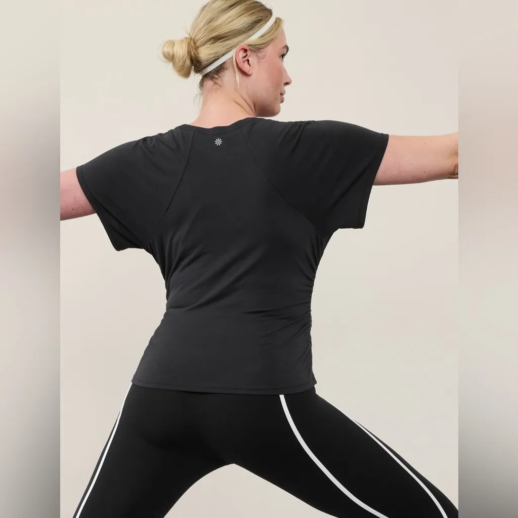 Athleta with ease cinch short sleeve tee size XL black - Image 2