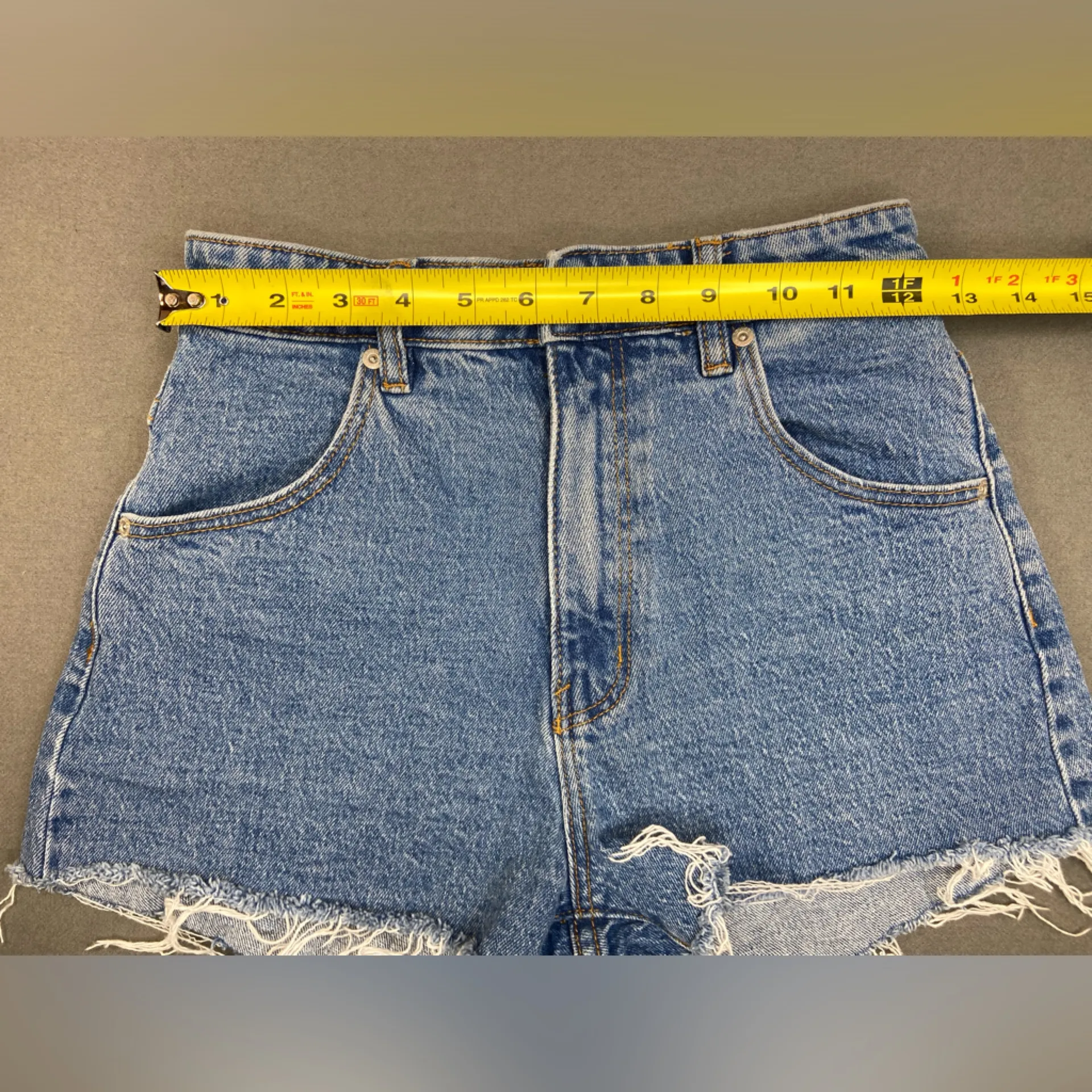 Rolla’s Duster‎ Hi Rise Slim Medium Wash Frayed Hem Jean Shorts Size 26 Blue - Image 3