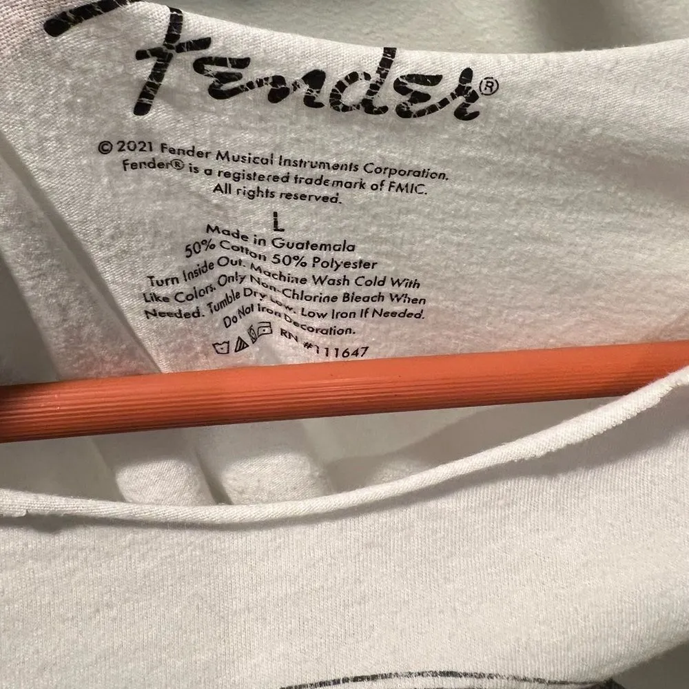 Fender guitar women’s short sleeve raw boatneck t - Image 3