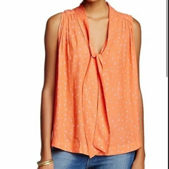 FREE PEOPLE NECK‎ TIE CORAL TOP size M - Image 2