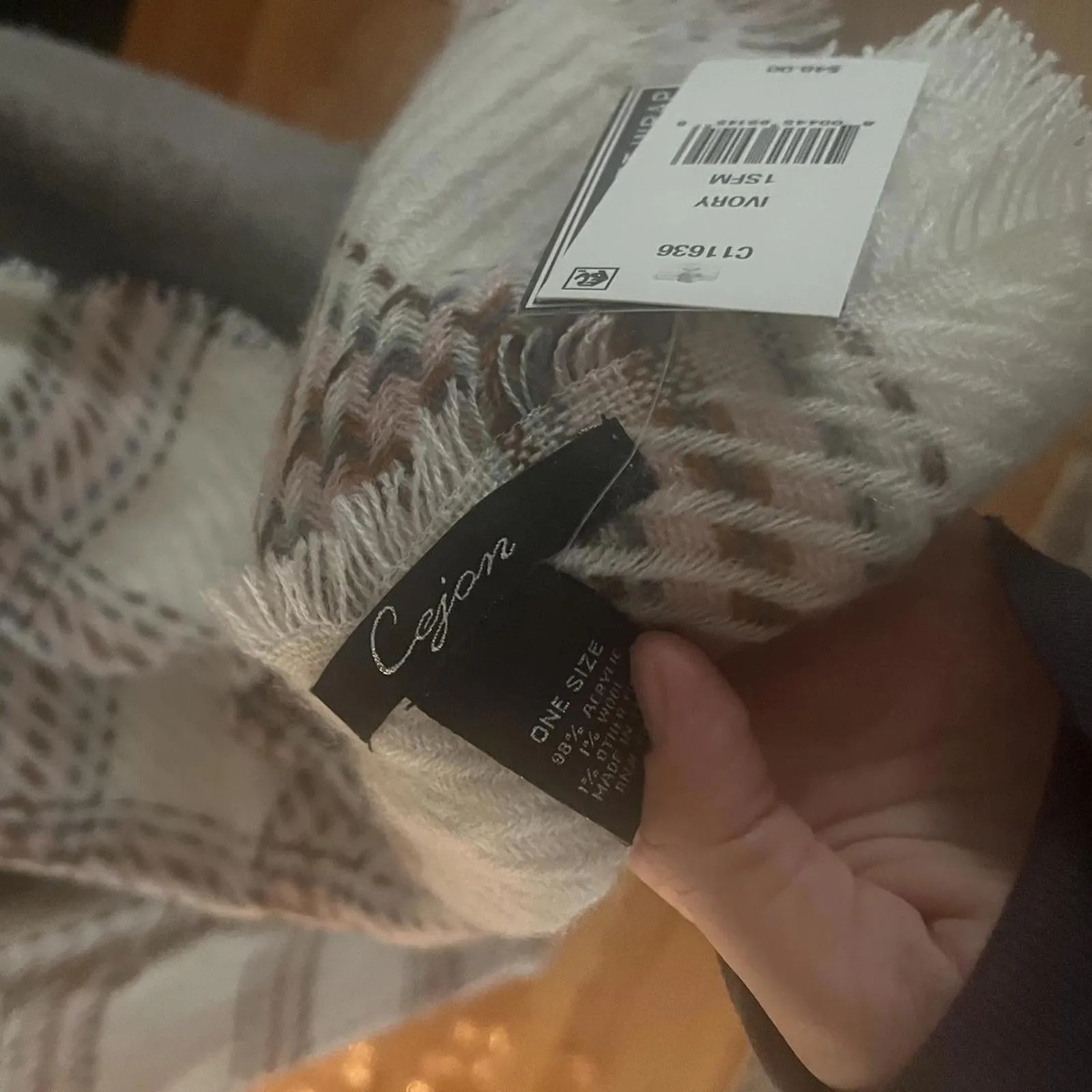 Cejon Heritage Women's Plaid Woven Scarf Wrap Shawl White - Image 3