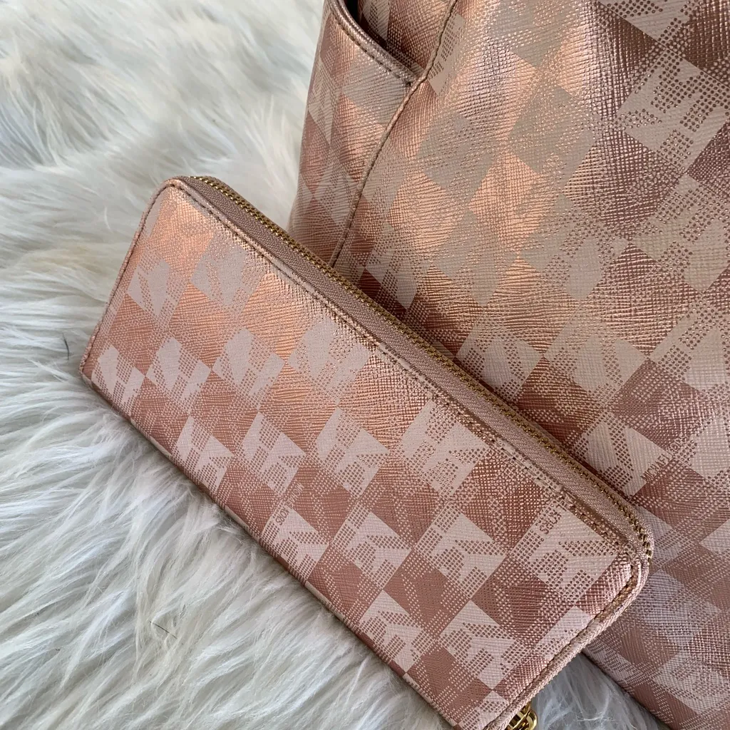 Michael Kors Checkered Rose Gold Continental Wallet - Image 8