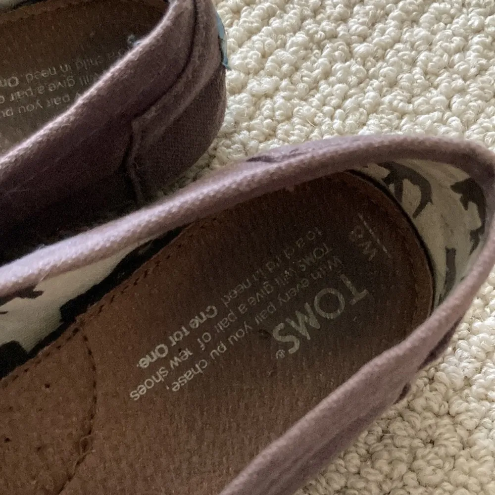 Tom’s Classics Alpargata Shoes Loafers Flats Grey Excellent Condition Size 8 EUC - Image 4