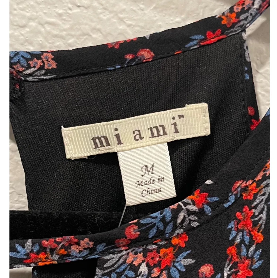 Francesca's Lisbeth Border Print Jumpsuit - Image 10