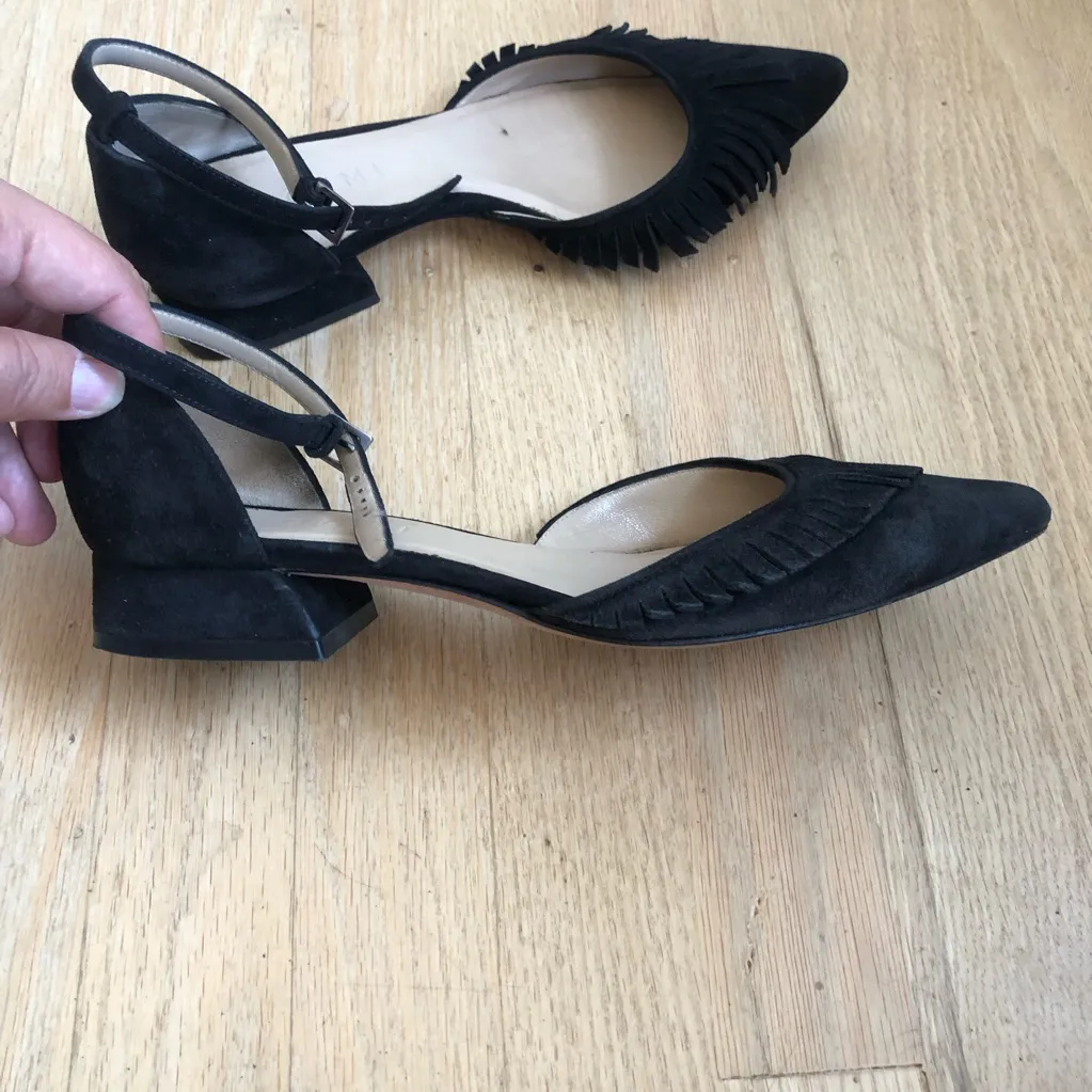 M. Gemi Shoes Womens 35 Black Suede Fringe Pointy Toe Ankle Strap Low Heel Size undefined - Image 7