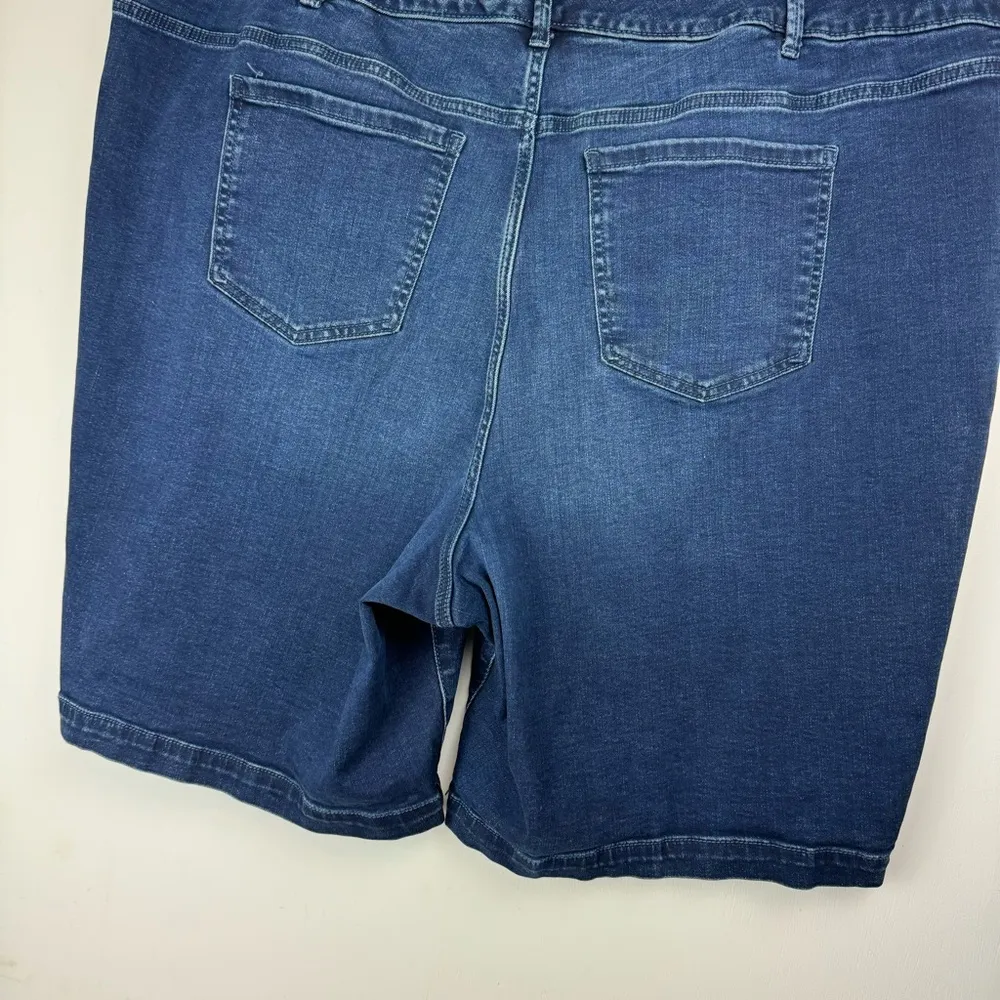 Torrid Bermuda Jegging Shorts Sz 28 Super Soft High Rise Stretch - Image 12