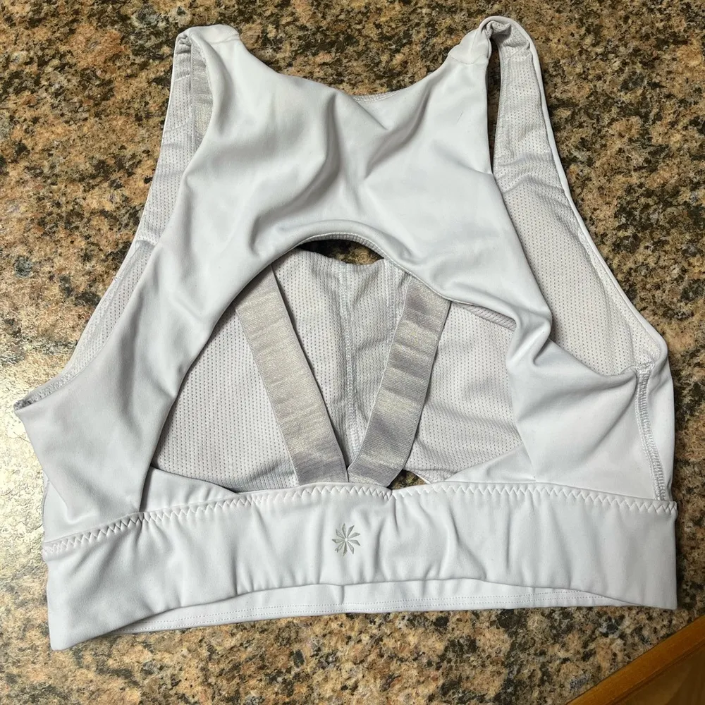 Athleta Women's Zone Cutout Strappy White Sports Bra - Image 3