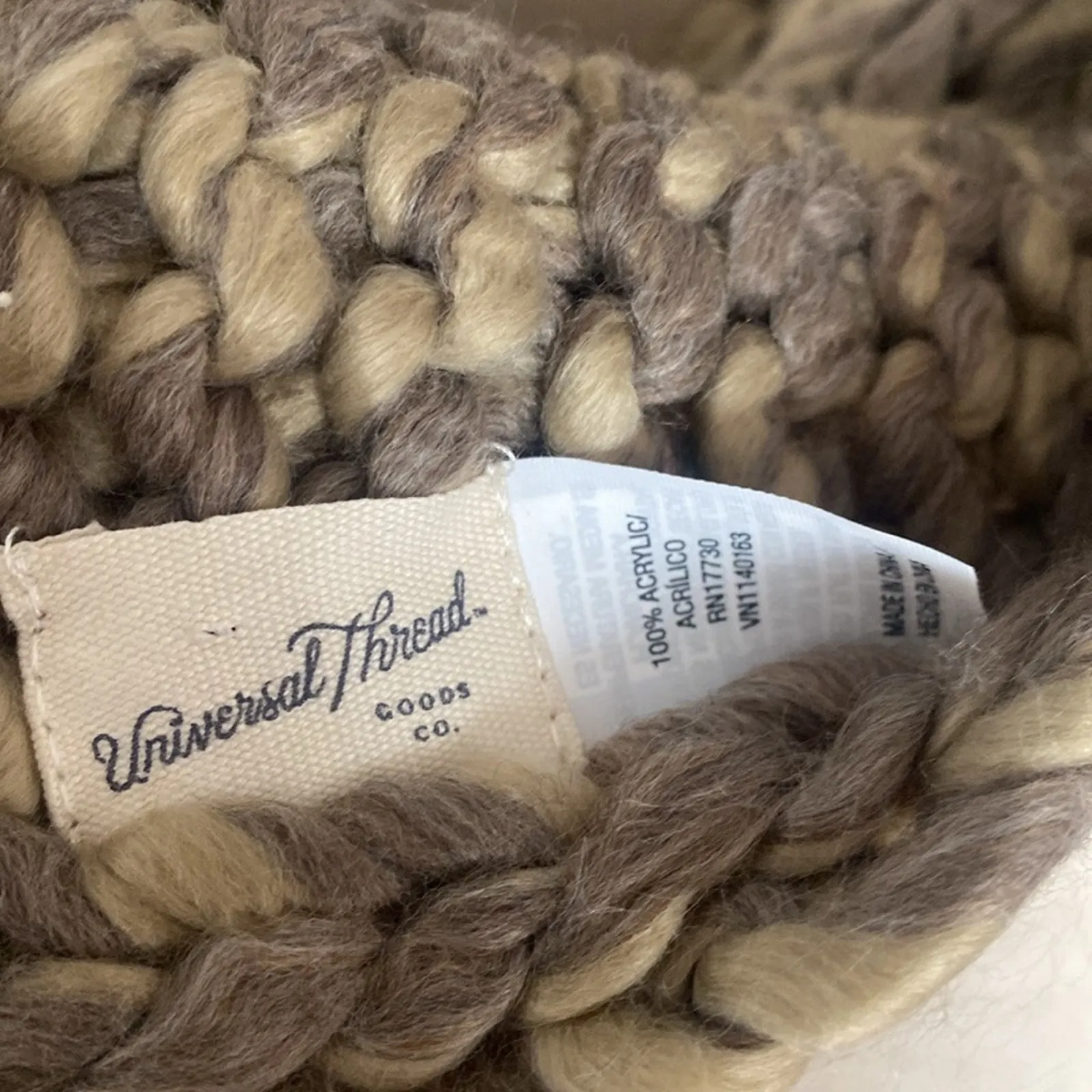 Universal Thread Oversized Brown  Knit Scarf - Image 4