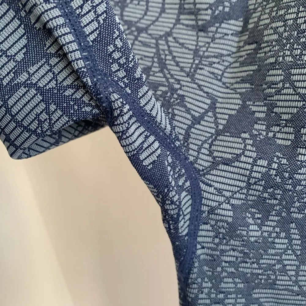 Fabletics Floral Blue Active Pants Workout Athleisure Gym Medium - Image 4