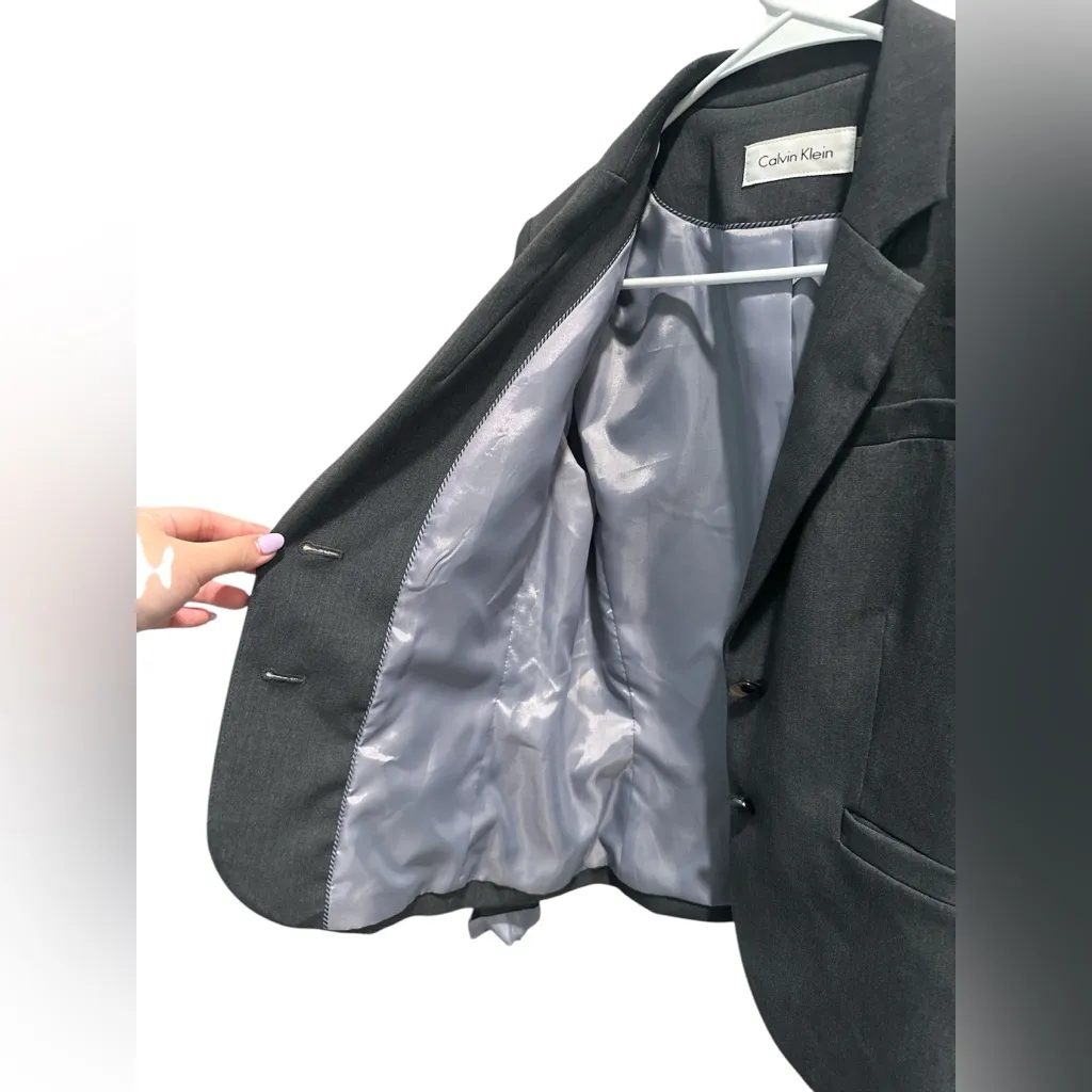 Calvin Klein‎ Women's Gray Blazer - Size 4 - Image 3