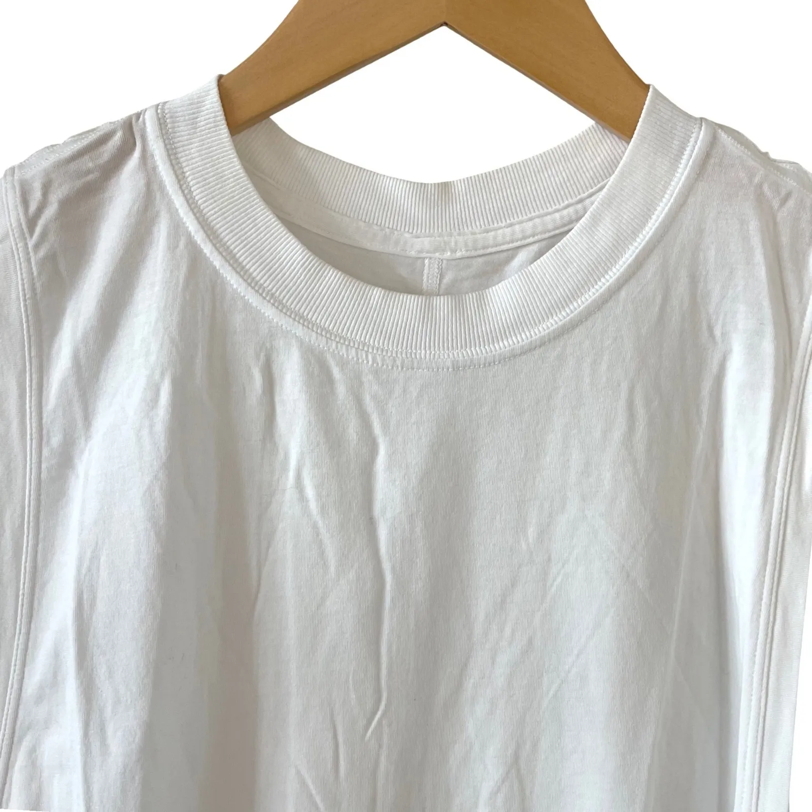 Lululemon Athletica White Muscle Tank Top Athletic Casual Women's - Image 2