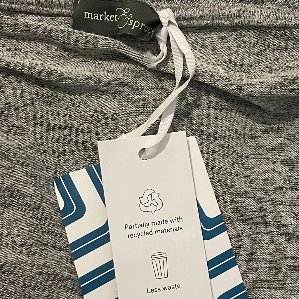 Market & Spruce heather gray faux wrap lightweight sleeveless sweater top Medium - Image 5